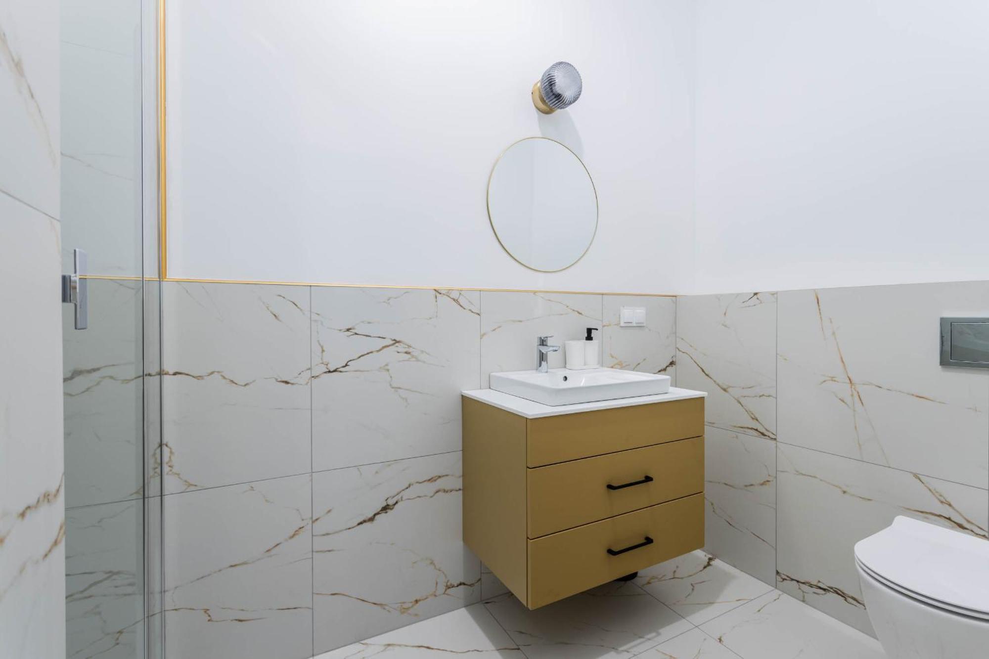 Nowoczesne I Stylowe Studia Very Berry W Poznaniu By Noclegi Renters Exterior foto