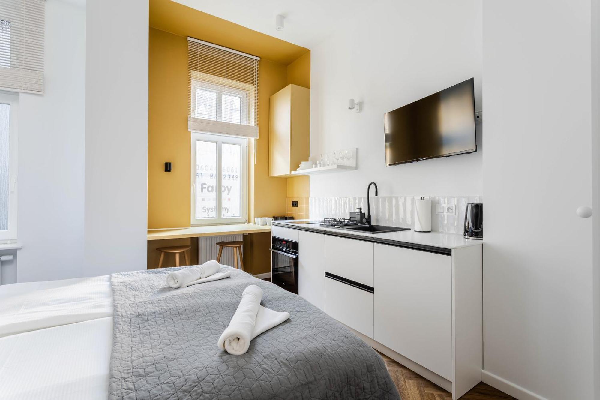 Nowoczesne I Stylowe Studia Very Berry W Poznaniu By Noclegi Renters Exterior foto