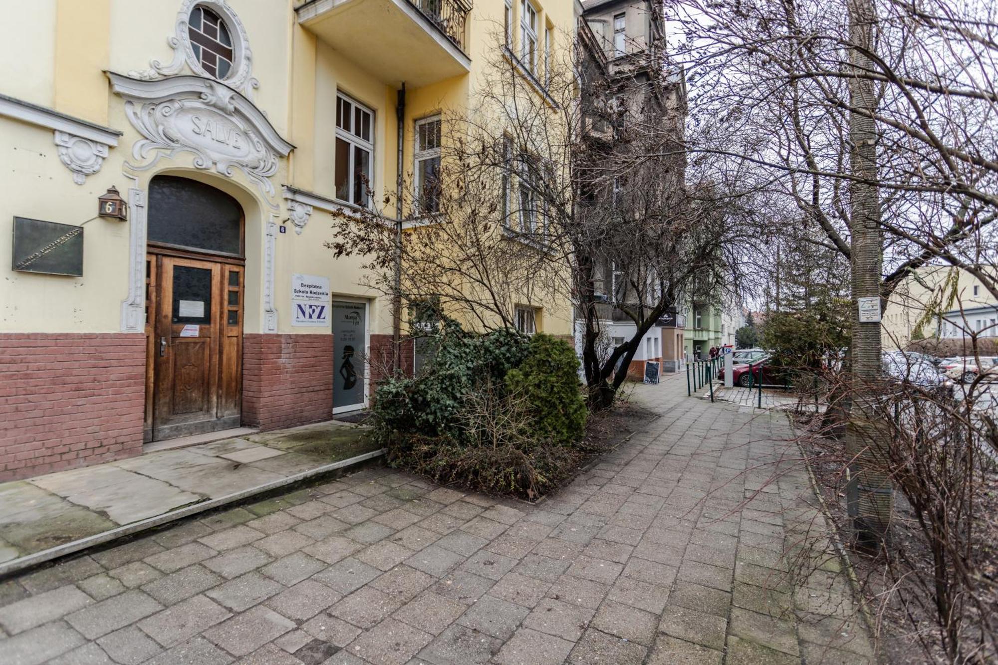 Nowoczesne I Stylowe Studia Very Berry W Poznaniu By Noclegi Renters Exterior foto