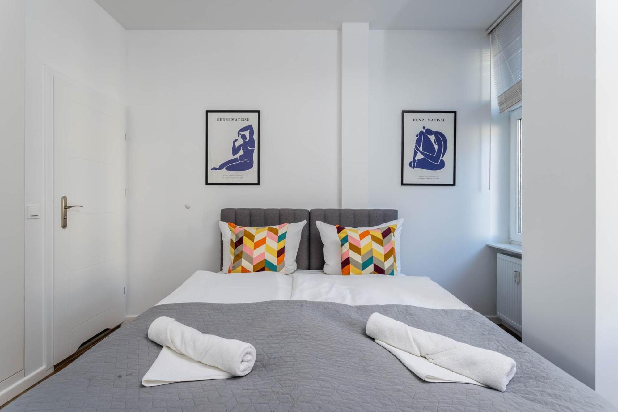 Nowoczesne I Stylowe Studia Very Berry W Poznaniu By Noclegi Renters Exterior foto